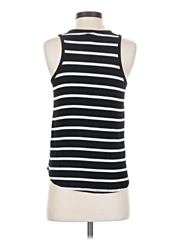 Akemi + Kin Sleeveless T-Shirt (view 2)