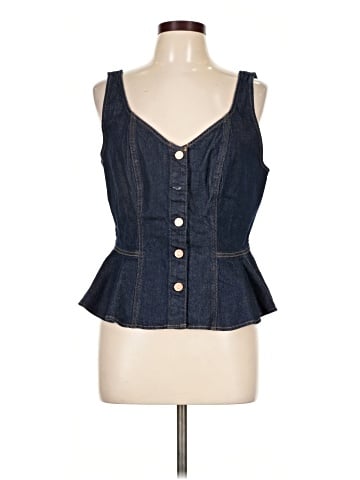 Gap Sleeveless Button-Down Shirt (view 1)