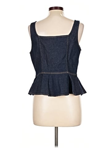 Gap Sleeveless Button-Down Shirt (view 2)