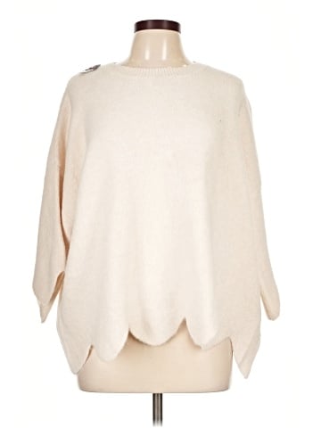 Entro Poncho (view 1)