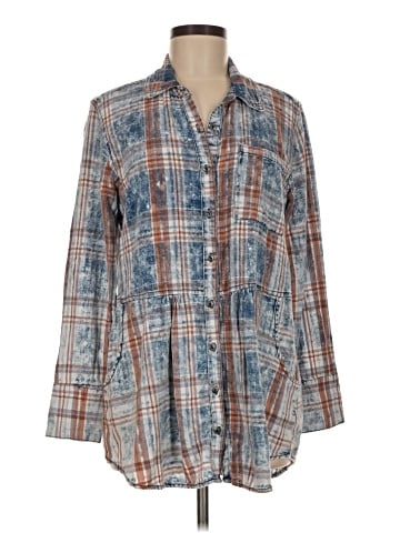 Tru Luxe Jeans 3/4 Sleeve Button-Down Shirt (view 1)