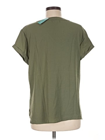 Maurices Short Sleeve T-Shirt (view 2)