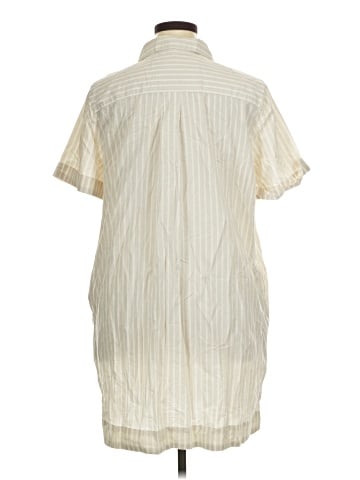 Old Navy Casual Dress (view 2)
