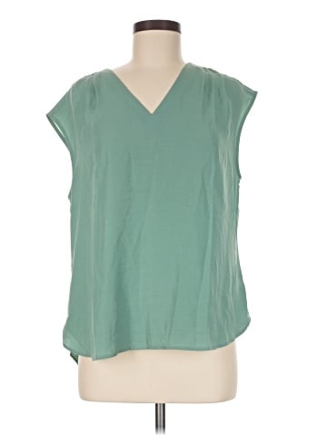 Maurices Sleeveless T-Shirt (view 1)