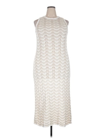 Old Navy Casual Dress (view 1)