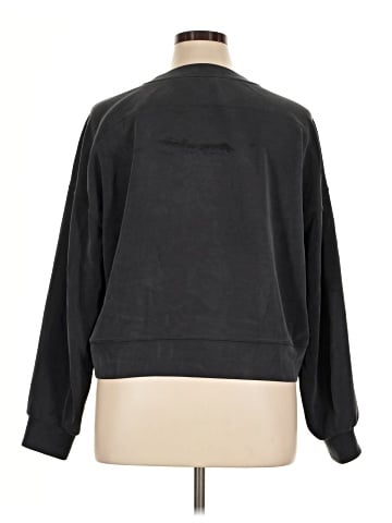 Lululemon Athletica Long Sleeve T-Shirt (view 2)