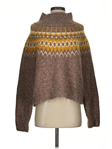 Gap Pullover Sweater (view 1)