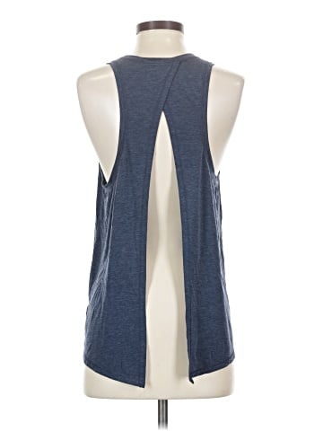 Gap Fit Sleeveless T-Shirt (view 2)