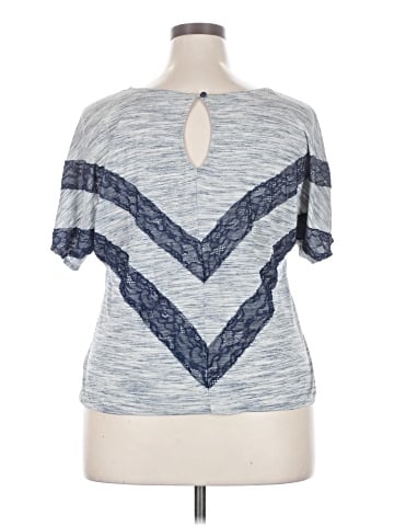 Maurices Short Sleeve Top (view 2)