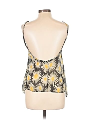Brandy Melville Sleeveless Top (view 2)