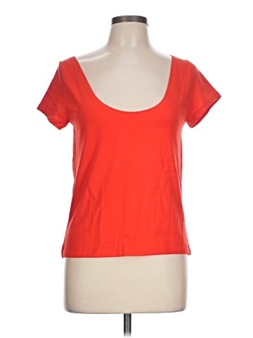 Gap Short Sleeve T-Shirt (view 1)