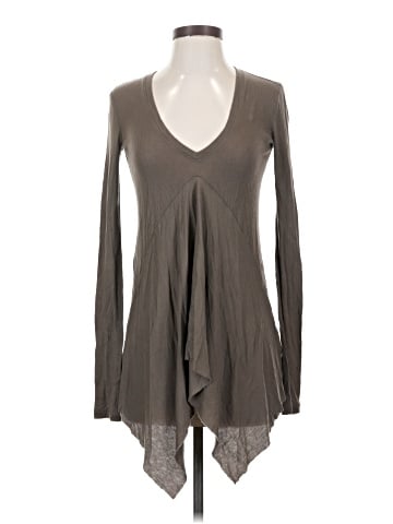 BCBGMAXAZRIA Long Sleeve Top (view 1)