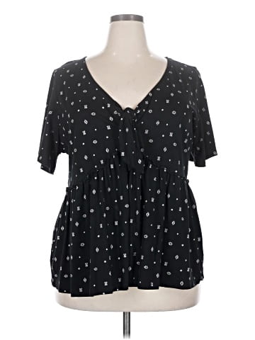 Torrid Short Sleeve Blouse (view 1)