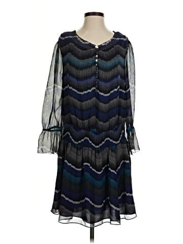 Diane von Furstenberg Casual Dress (view 1)