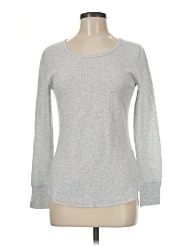 Old Navy Long Sleeve T-Shirt (view 1)