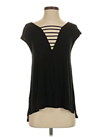 American Eagle Outfitters Sleeveless T-Shirt (view 1)