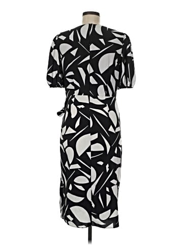 Clover and Sloane Casual Dress (view 2)