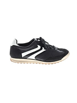 No Boundaries Sneakers