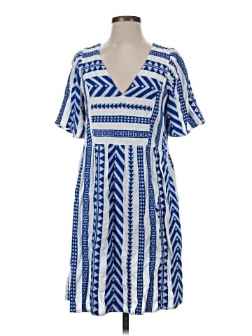 Old Navy Casual Dress (view 1)