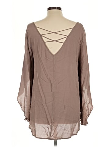 Entro 3/4 Sleeve Blouse (view 2)