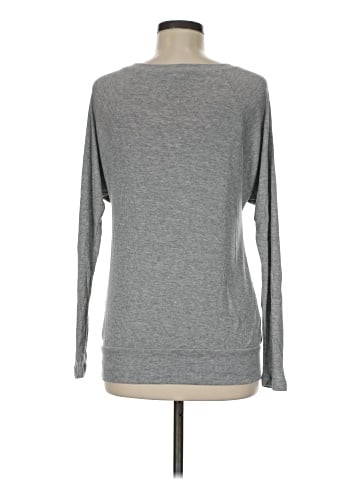 Old Navy 3/4 Sleeve T-Shirt (view 2)