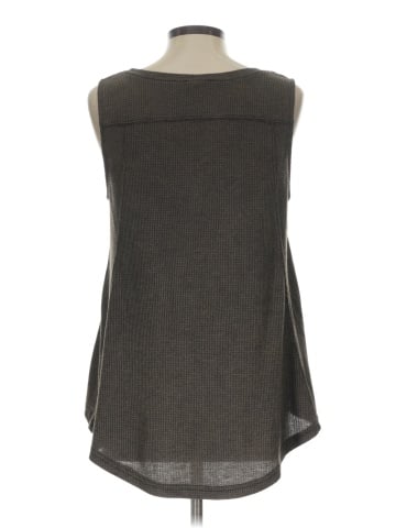 Very J Sleeveless Top (view 2)