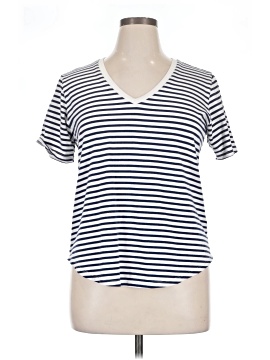 Universal Standard Short Sleeve Top