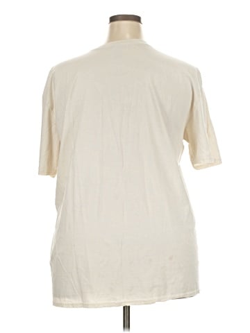 Gildan Short Sleeve T-Shirt (view 2)