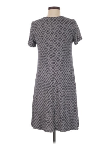 Old Navy Casual Dress (view 2)