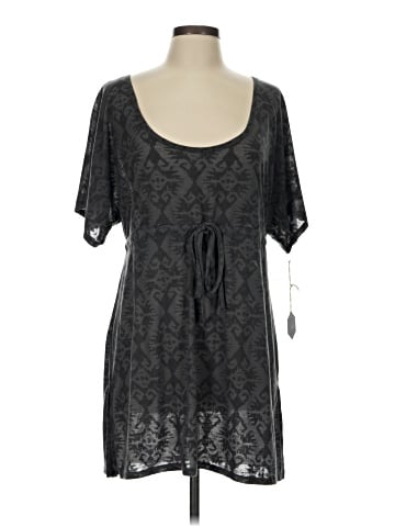 Lavish Short Sleeve Top (view 1)