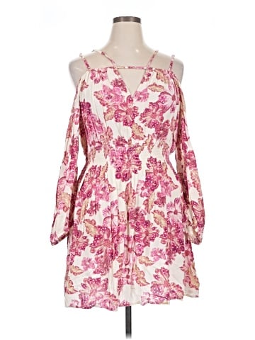 Old Navy Casual Dress (view 1)