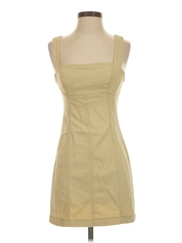 Urban Outfitters Casual Dress (view 1)