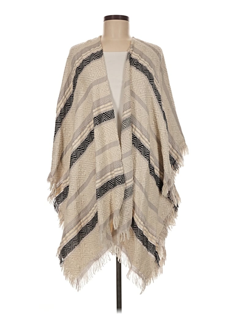 Pre-owned Francesca's Poncho In Tan
