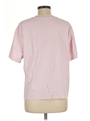 Uniqlo Short Sleeve T-Shirt (view 2)