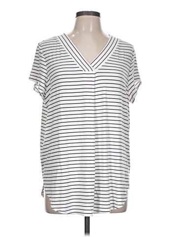 Old Navy Short Sleeve T-Shirt (view 1)