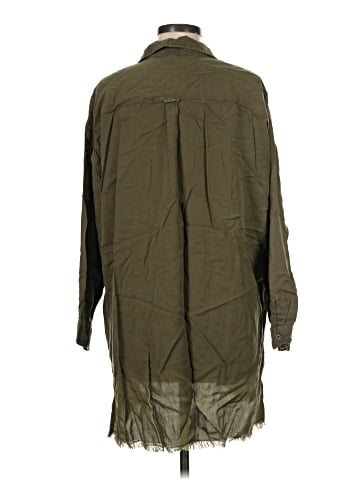 Elan 3/4 Sleeve Button-Down Shirt (view 2)