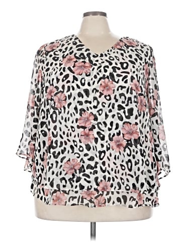 Roz & Ali 3/4 Sleeve Blouse (view 1)