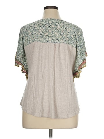 Maurices Short Sleeve Top (view 2)