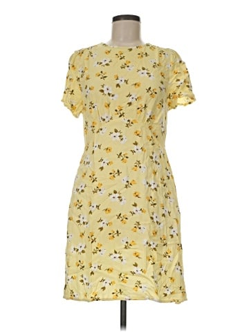 Old Navy Casual Dress (view 1)