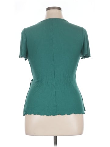 Lane Bryant Short Sleeve Top (view 2)
