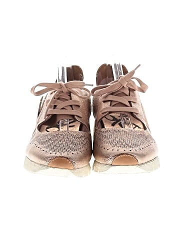 otBt Sneakers (view 2)