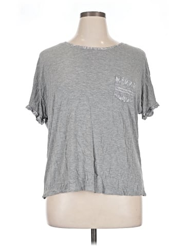 Ambrielle Short Sleeve Top (view 1)