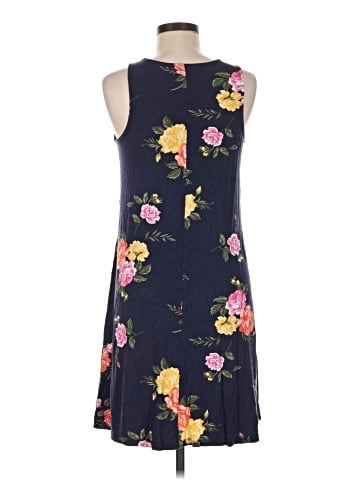 Old Navy Casual Dress (view 2)