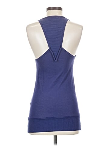 Lux Sleeveless Top (view 2)