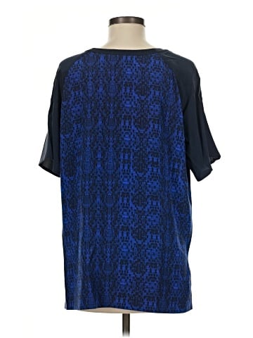 Vince. Short Sleeve Silk Top (view 2)