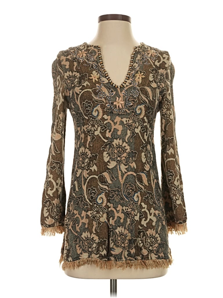 Pre-owned Soft Surroundings Long Sleeve Top Brown Paisley Pattern Plunge Neckline Tops