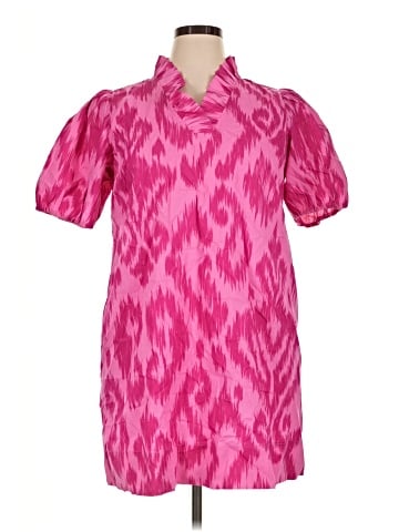 Crown & Ivy Casual Dress (view 1)