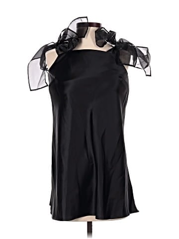 Things Between Sleeveless Blouse (view 1)