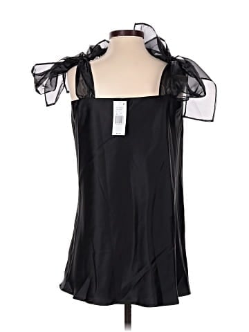 Things Between Sleeveless Blouse (view 2)