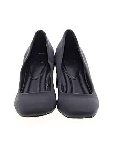 Donald J Pliner Heels (view 2)